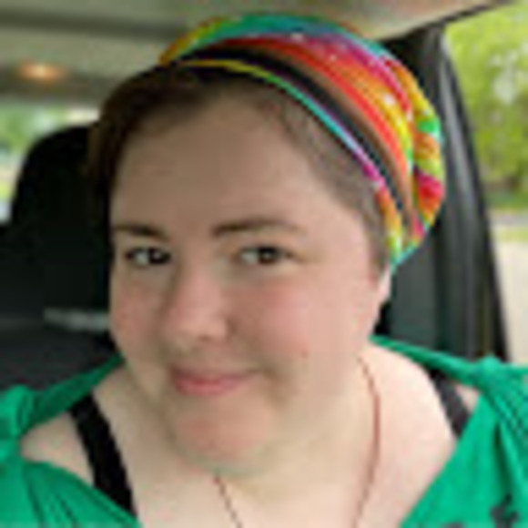 Meet your Posher, Jessica - Picture 1 of 1